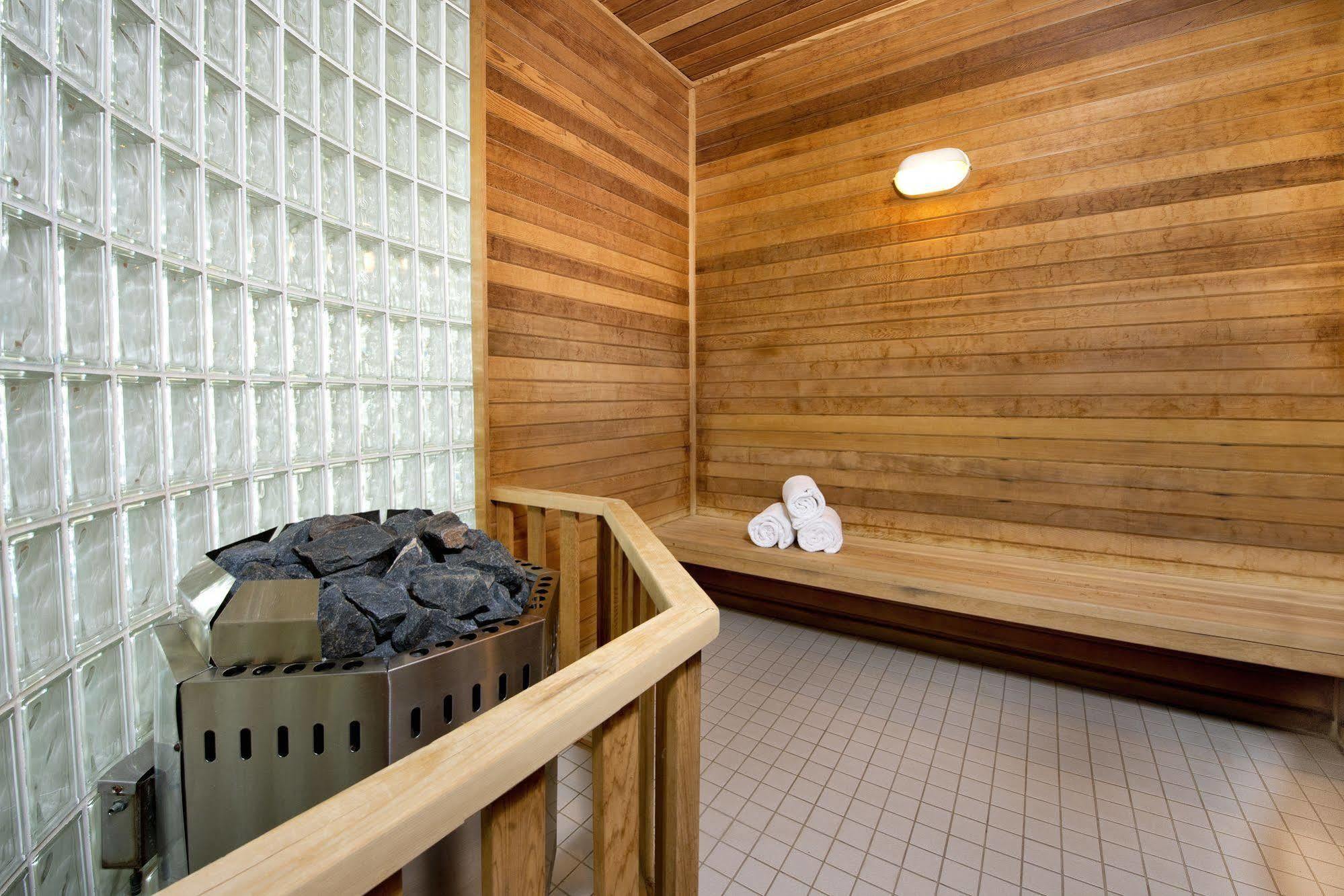 Gold Eagle Lodge ノース・バトルフォード エクステリア 写真